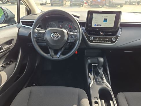 Used 2025 Toyota Corolla LE FWD image 26
