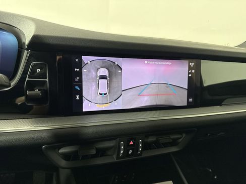 Certified 2025 Porsche Cayenne image 29