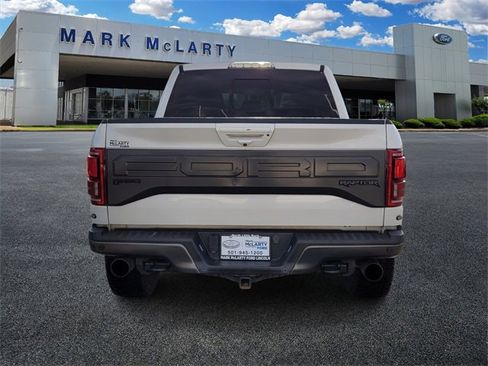 Used 2018 Ford F150 Raptor w/ Equipment Group 802A Luxury image 4
