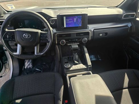 Used 2025 Toyota 4Runner SR5 image 21
