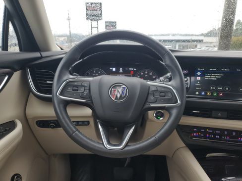 Used 2022 Buick Envision Avenir w/ Technology Package II image 14