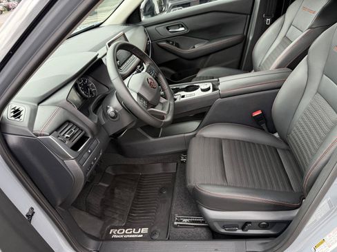 Used 2025 Nissan Rogue SV w/ Rock Creek Premium Package AWD/4WD image 11