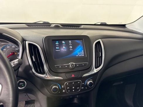 Used 2018 Chevrolet Equinox LT AWD/4WD image 21