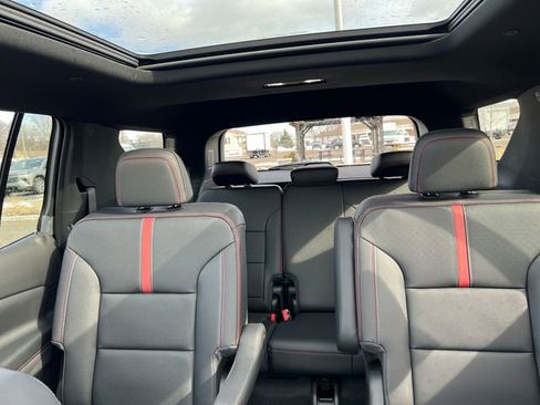 New 2026 Chevrolet Traverse RS w/ LPO, Floor Liner Package image 21