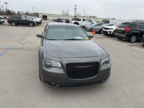 Used 2023 Chrysler 300 S image 28