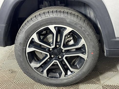 Certified 2024 Jeep Compass Limited AWD/4WD image 34