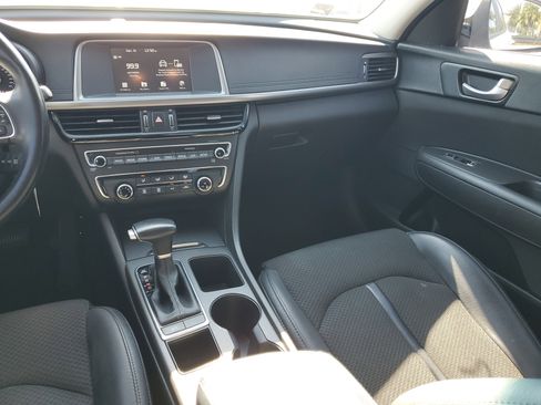 Used 2018 Kia Optima S w/ Option Group 020 image 32