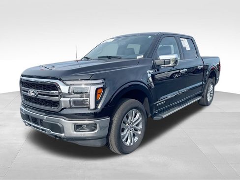 Used 2025 Ford F150 Lariat w/ Equipment Group 501A Mid AWD/4WD image 4