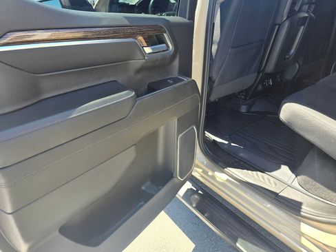 Used 2022 GMC Sierra 1500 Elevation AWD/4WD image 17