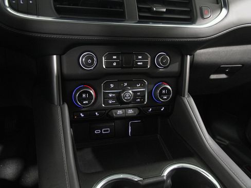 Certified 2023 Chevrolet Tahoe Z71 w/ Luxury Package image 15