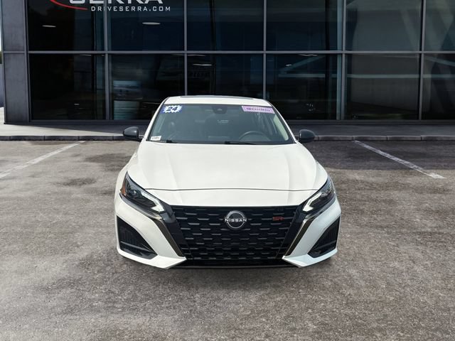 Used 2024 Nissan Altima 2.5 SR AWD/4WD image 8