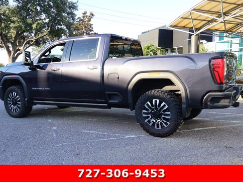 Used 2024 GMC Sierra 2500 Denali Ultimate w/ Max Trailering Package AWD/4WD image 7