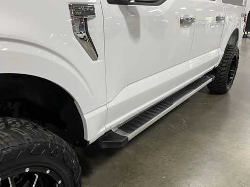 Used 2025 Ford F150 XLT w/ Equipment Group 301A Standard image 9