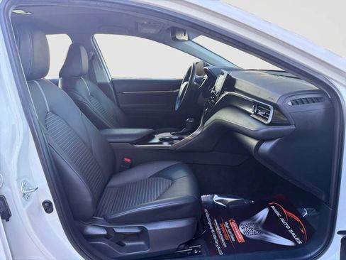 Used 2022 Toyota Camry SE w/ Convenience Package FWD image 20