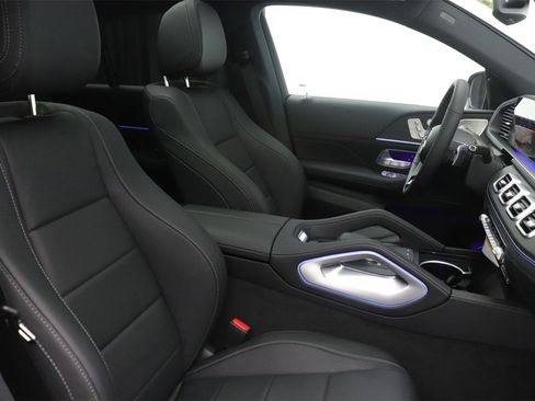 New 2026 Mercedes-Benz GLE 450 4MATIC Coupe image 9