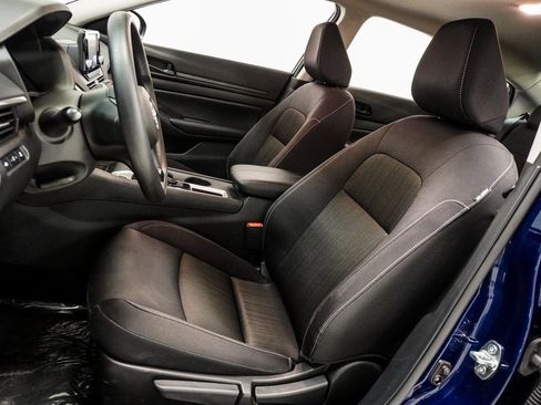 Used 2024 Nissan Altima 2.5 S image 6