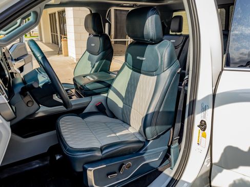 Used 2023 Ford F150 Limited image 31