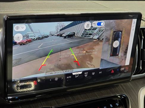 New 2025 Ford Expedition Platinum w/ Platinum Ultimate Package image 5