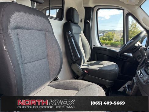 New 2026 RAM ProMaster 2500 w/ Quick Order Package 22G SLT image 25
