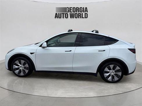 Used 2023 Tesla Model Y Long Range AWD/4WD image 11