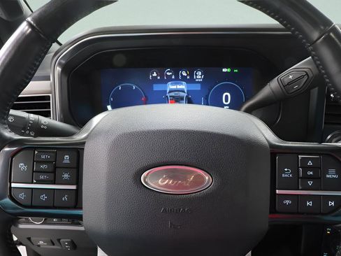 Used 2025 Ford F250 Platinum image 15