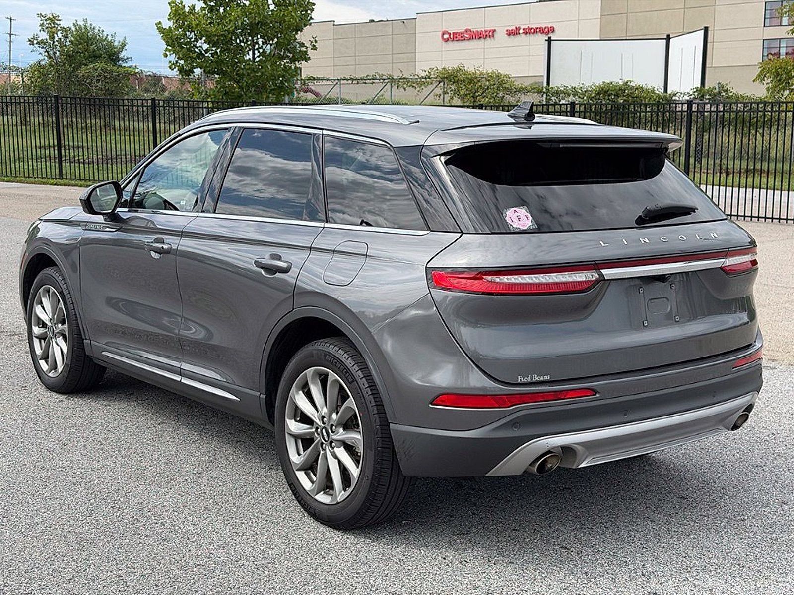 Used 2022 Lincoln Corsair AWD w/ Premium Package image 5