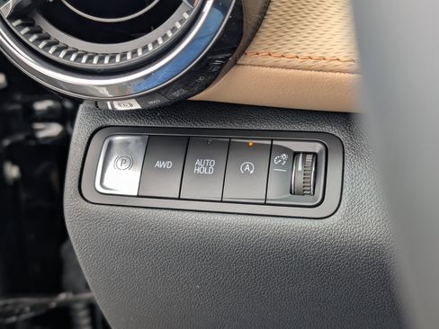 New 2026 Chevrolet Equinox ACTIV w/ Convenience Package III image 21