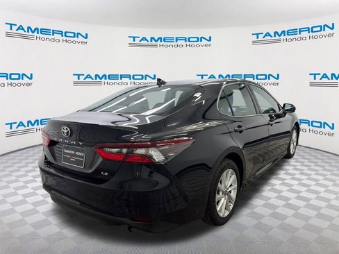 Used 2023 Toyota Camry LE FWD image 5