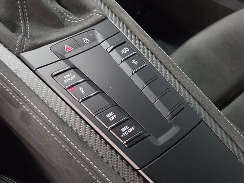 Certified 2025 Porsche 718 Boxster Spyder RS image 21