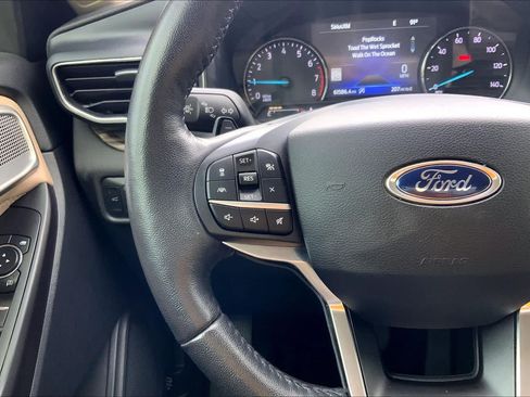 Used 2020 Ford Explorer Limited RWD image 24