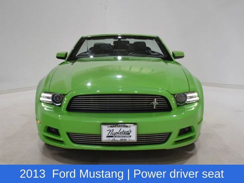 Used 2013 Ford Mustang Premium image 7