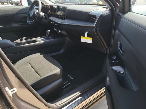 New 2026 Nissan Kicks S FWD image 10