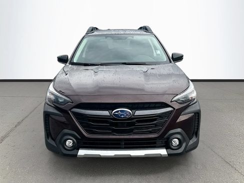 Used 2025 Subaru Outback Limited w/ Popular Package #2 AWD/4WD image 2