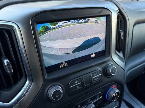 Used 2022 Chevrolet Silverado 1500 LT w/ Bed Protection Package AWD/4WD image 13