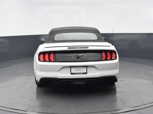 Used 2021 Ford Mustang Convertible w/ Equipment Group 101A RWD image 5