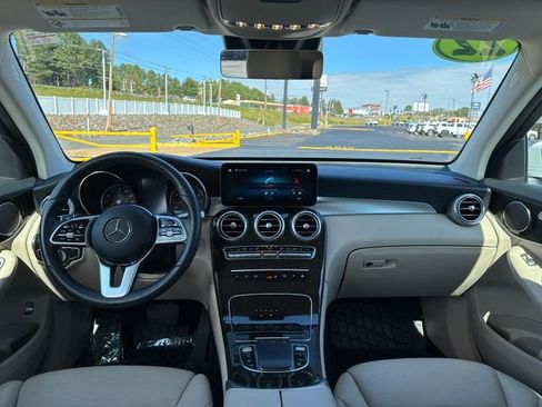 Used 2022 Mercedes-Benz GLC 300 image 18