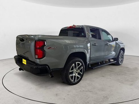 Certified 2024 Chevrolet Colorado Z71 w/ Z71 Convenience Package 2 AWD/4WD image 5