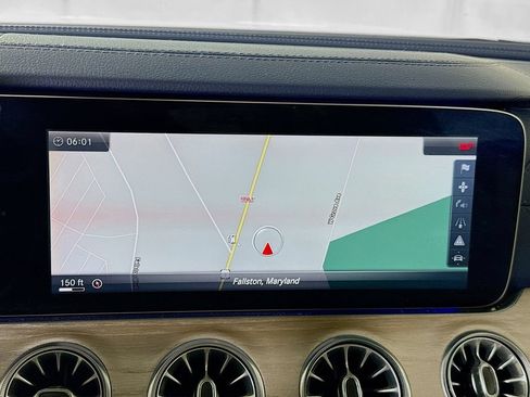 Used 2018 Mercedes-Benz E 400 Coupe image 4