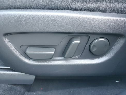 Used 2025 MAZDA CX-90 3.3 Turbo w/ Preferred Package image 11