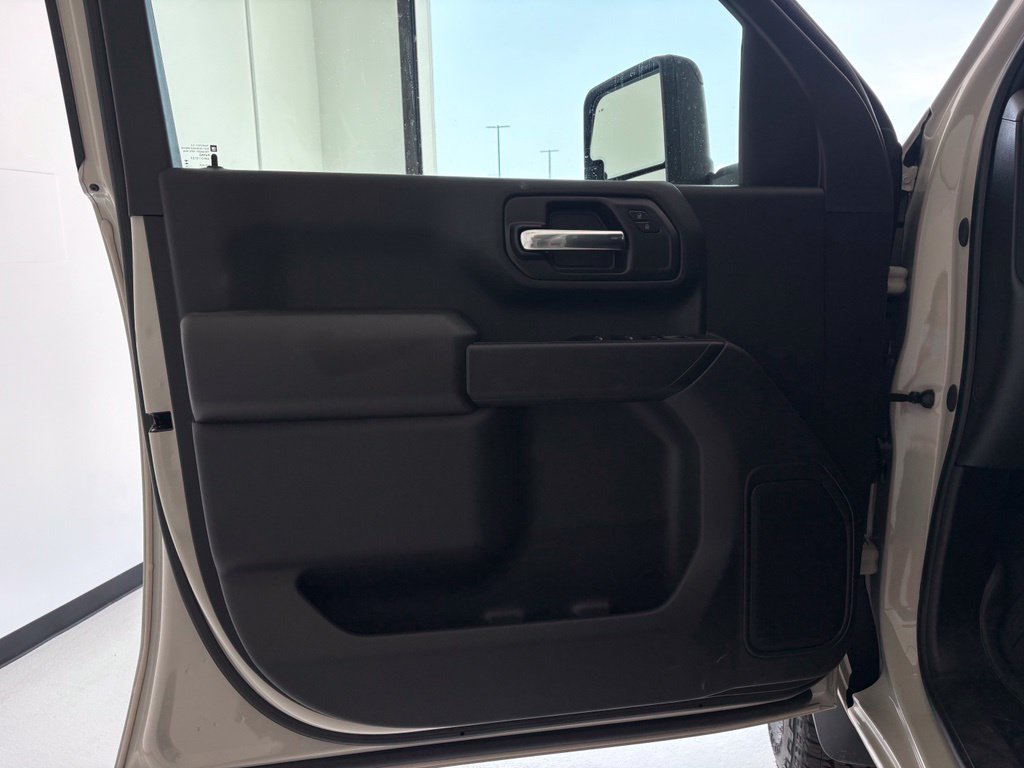 New 2026 Chevrolet Silverado 2500 Custom w/ Custom Value Package AWD/4WD image 24