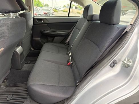 Used 2012 Subaru Impreza 2.0i Premium AWD/4WD image 10