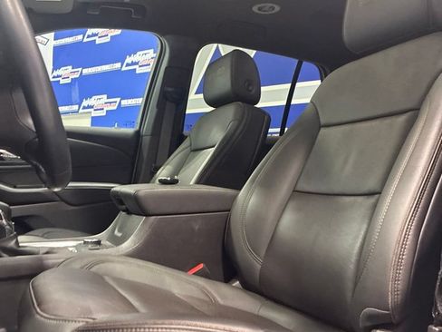 Used 2023 Chevrolet Traverse High Country w/ LPO, Floor Liner Package AWD/4WD image 14
