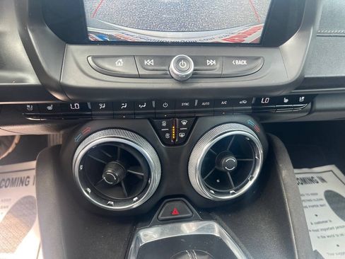 Used 2018 Chevrolet Camaro SS RWD image 28