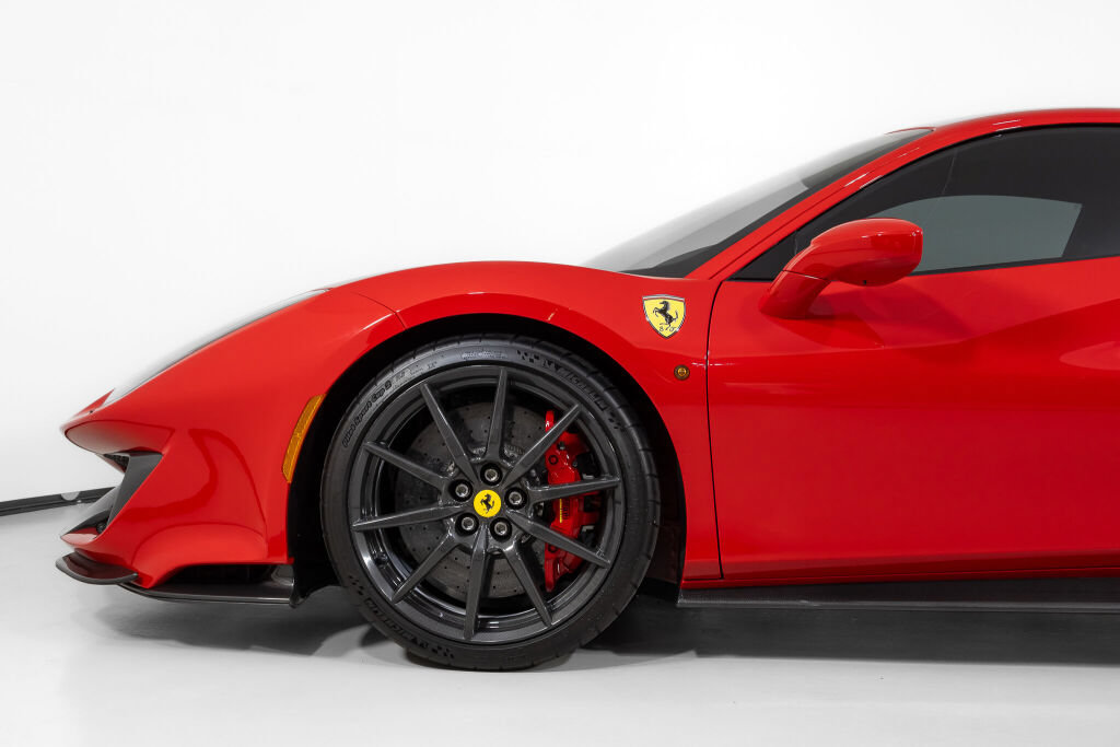 Used 2020 Ferrari 488 Pista Coupe RWD image 16