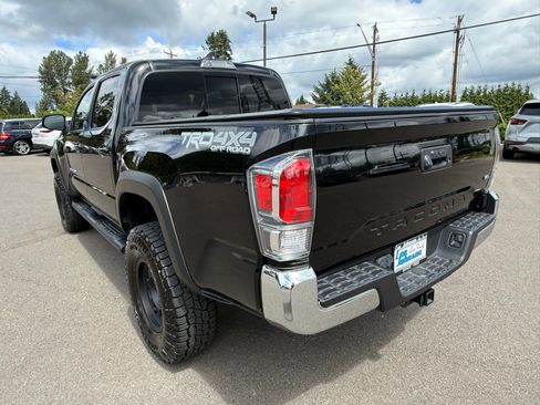 Used 2021 Toyota Tacoma TRD Off-Road AWD/4WD image 3