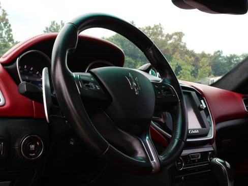 Used 2015 Maserati Ghibli S Q4 AWD/4WD image 25