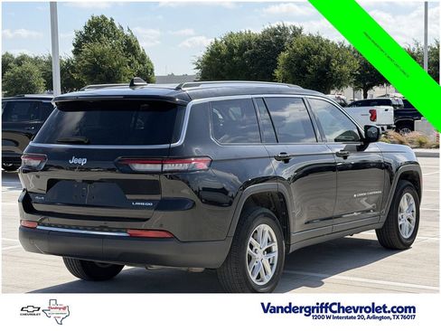 Used 2023 Jeep Grand Cherokee L Laredo w/ Trailer Tow Group (B) AWD/4WD image 4