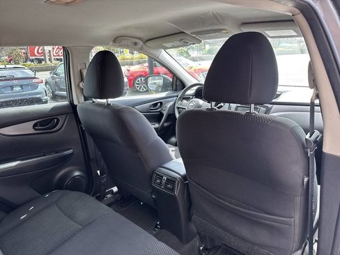 Used 2019 Nissan Rogue Sport S FWD image 16