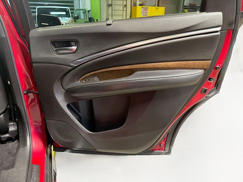 Used 2018 Acura MDX SH-AWD w/ Advance Package image 33