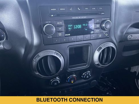 Used 2017 Jeep Wrangler Sport w/ Quick Order Package 24S AWD/4WD image 5